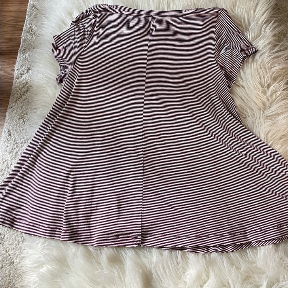 Mossimo Flare Top - Picture 2 of 3